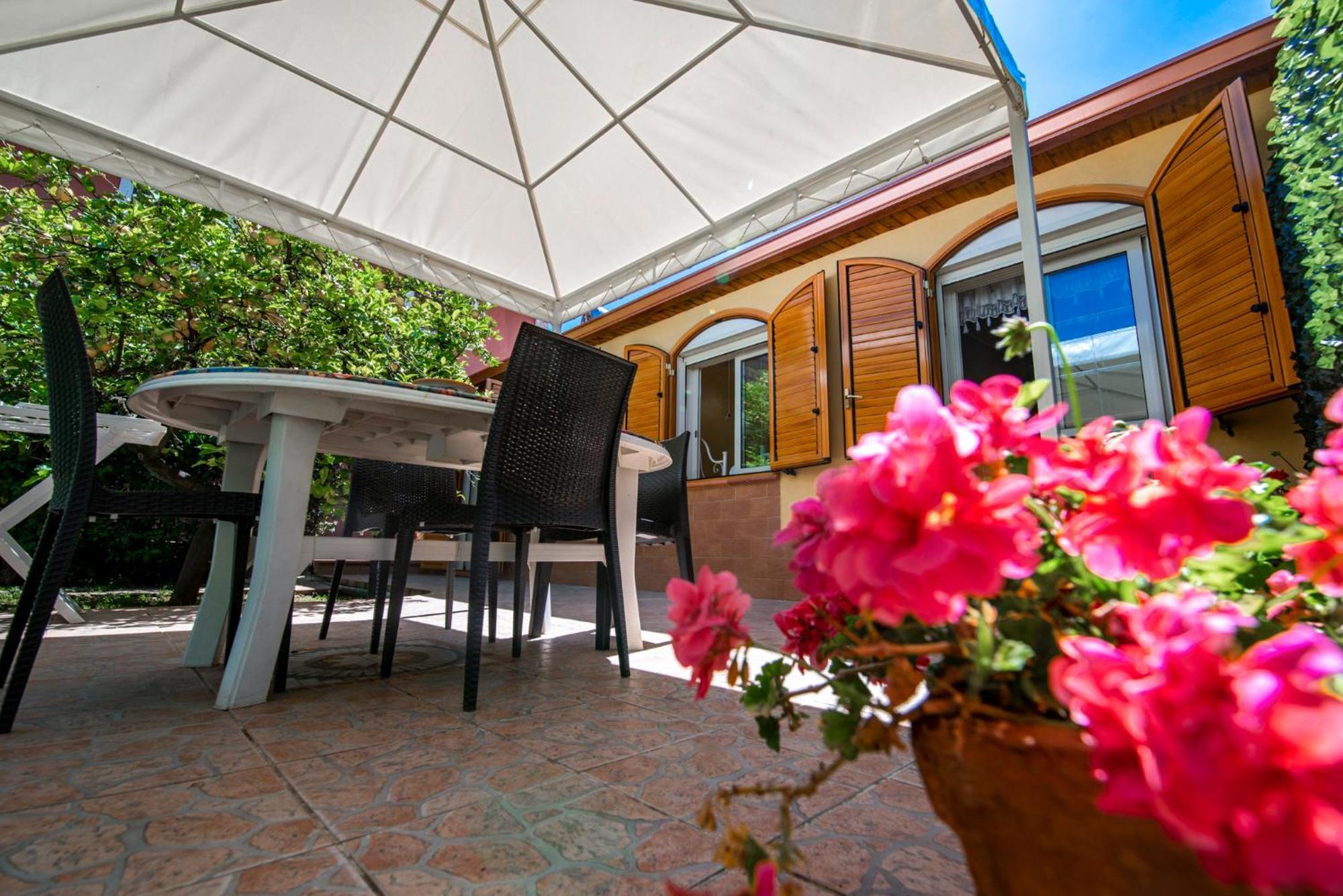 Villa Del Papiro Charme Apartments Avola Extérieur photo