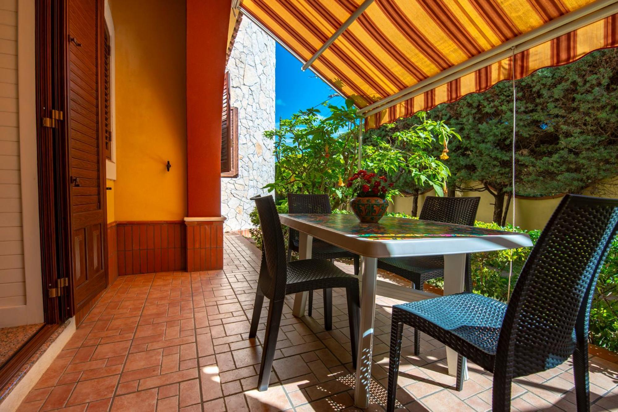 Villa Del Papiro Charme Apartments Avola Extérieur photo