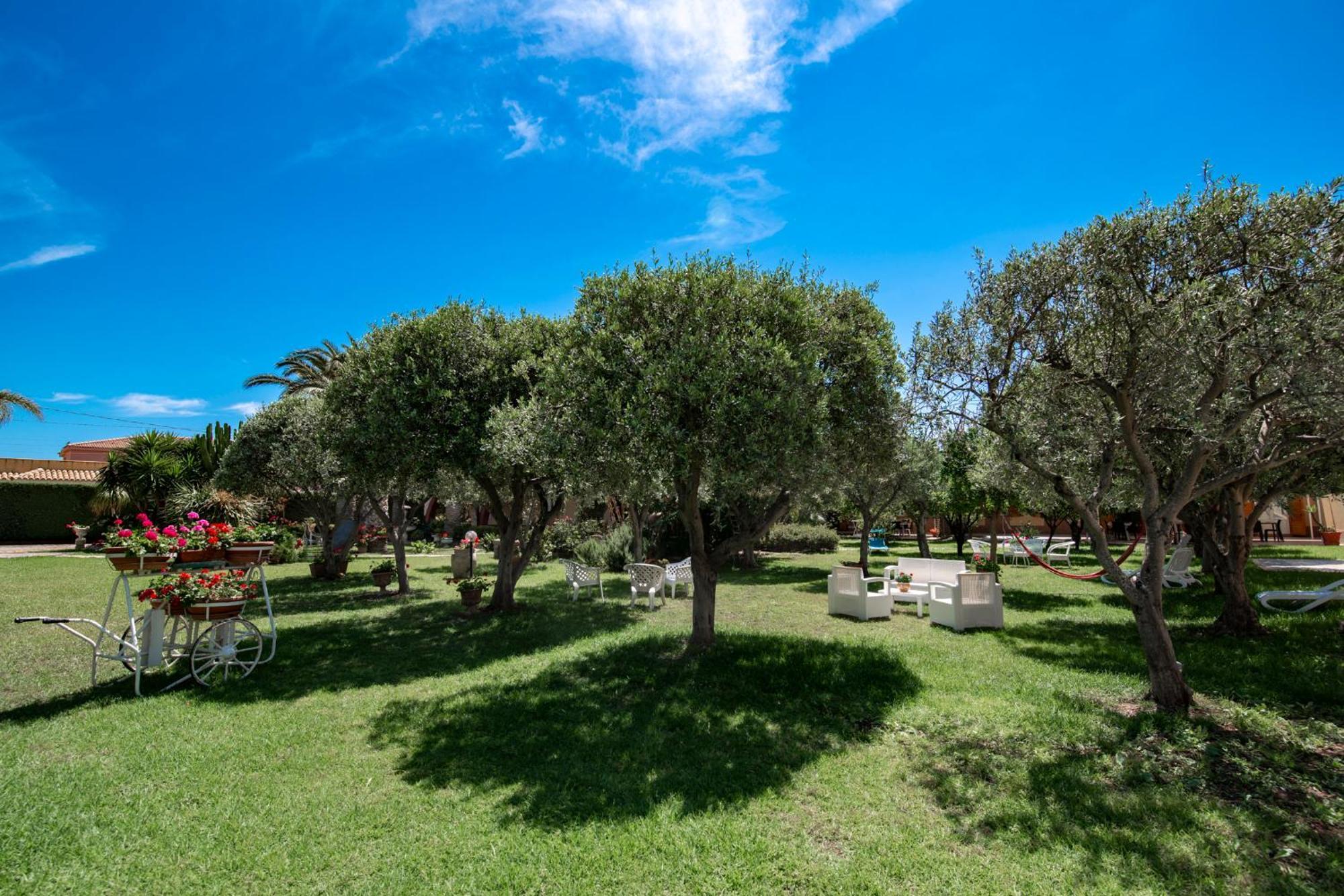 Villa Del Papiro Charme Apartments Avola Extérieur photo