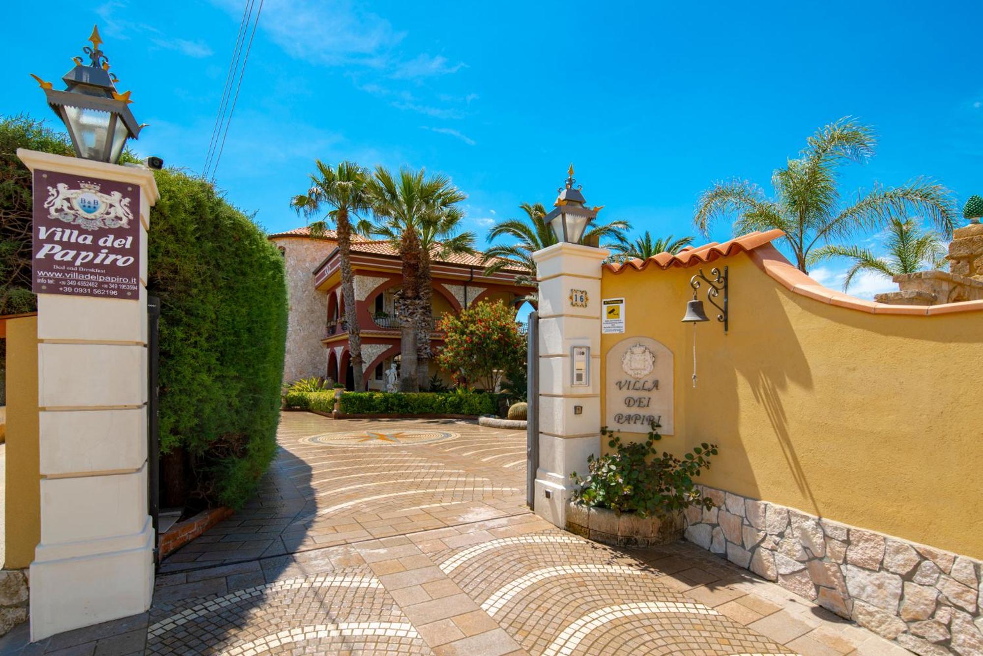 Villa Del Papiro Charme Apartments Avola Extérieur photo