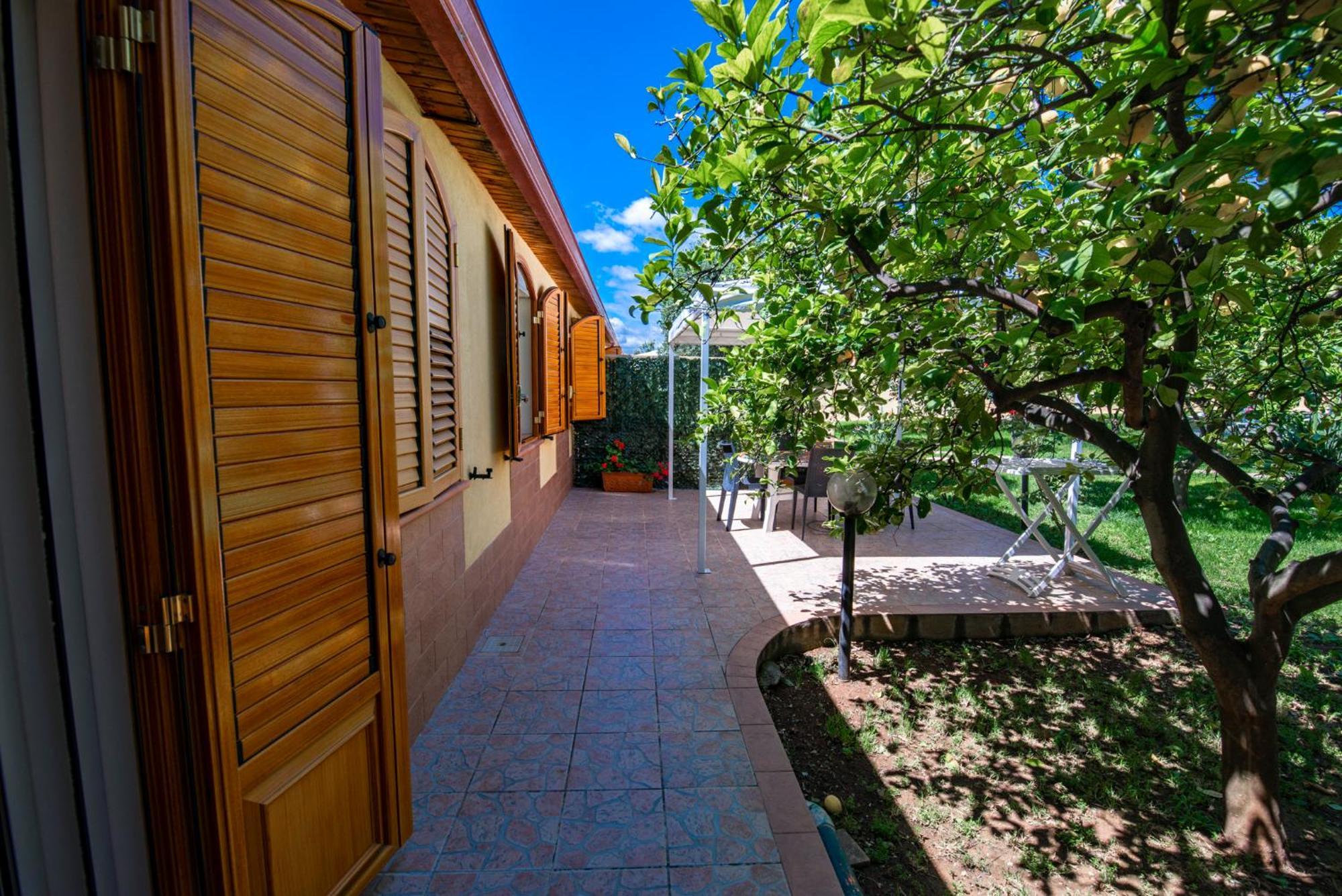 Villa Del Papiro Charme Apartments Avola Extérieur photo